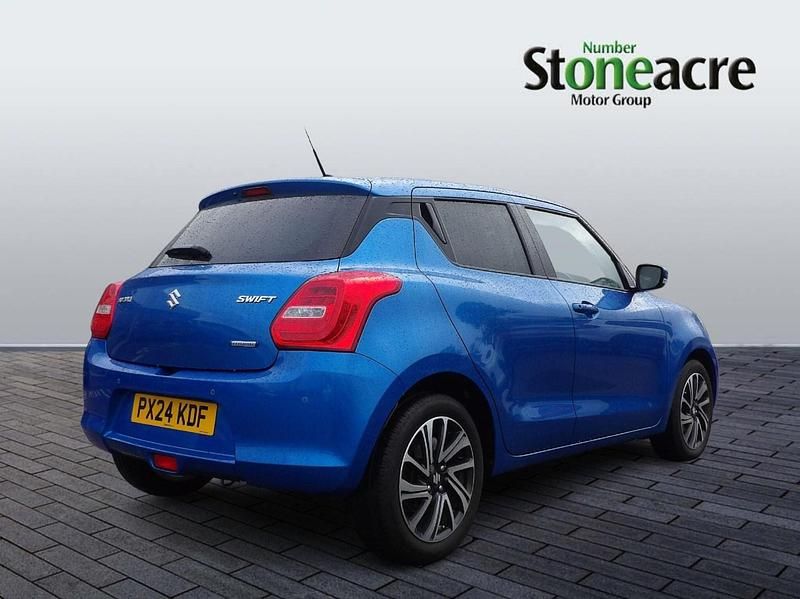 Used Suzuki Swift SZ5 83 HP (61 kW) 2024 Blue Hatchback