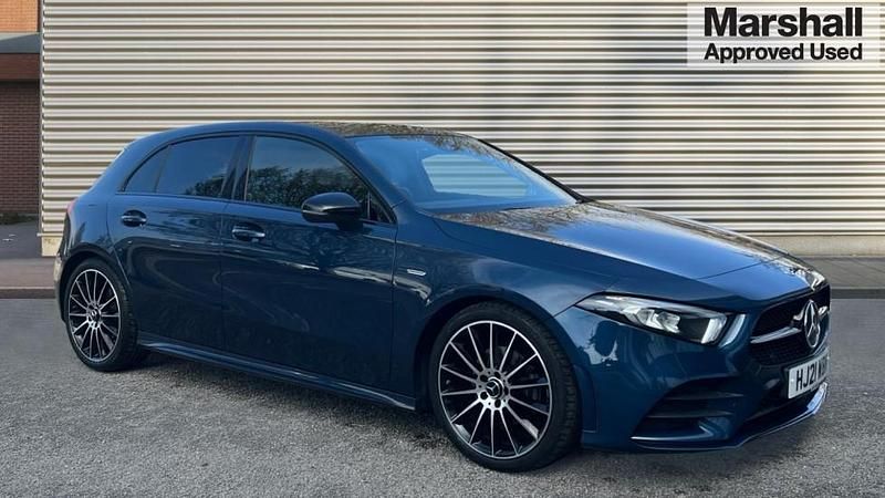 Used Mercedes A200 Exclusive 163 HP (119 kW) 2021 Blue