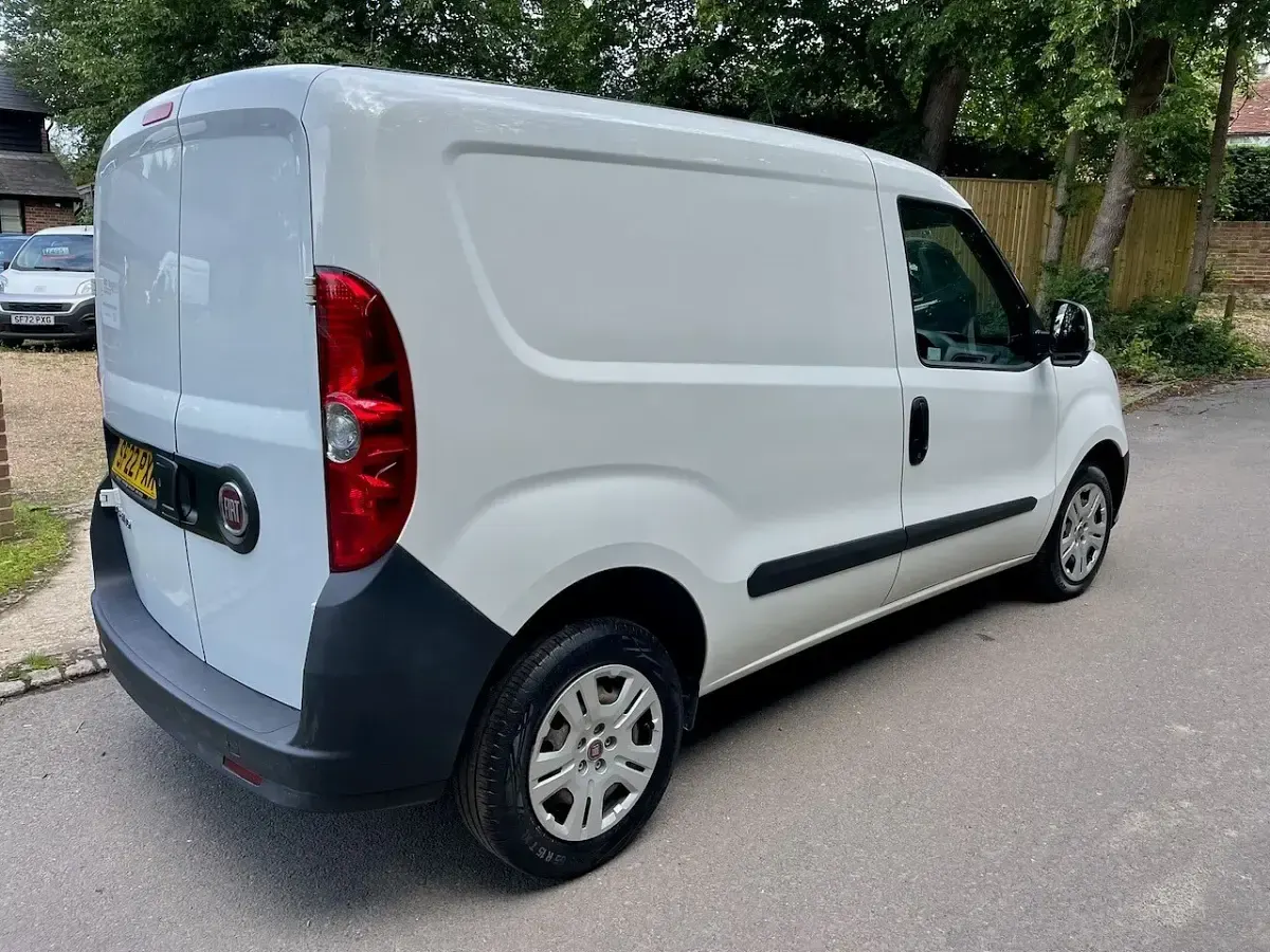 Used Fiat Doblò 136 HP (100 kW) 2022 White MPV
