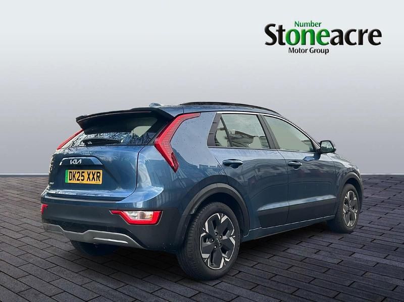 Used Kia Niro 150 kW (204 HP) 2025 Blue SUV
