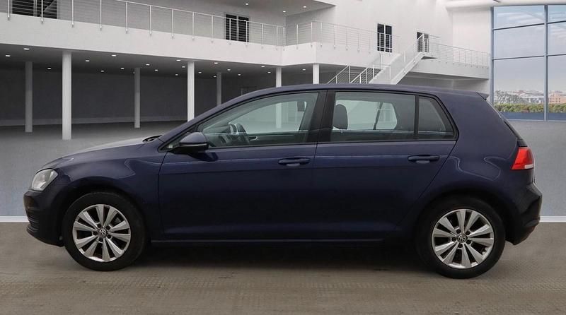 Used VW Golf VII SE 2014 Blue Hatchback