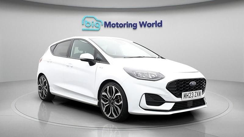 Used Ford Fiesta ST-Line X 125 HP (91 kW) 2023 White Hatchback