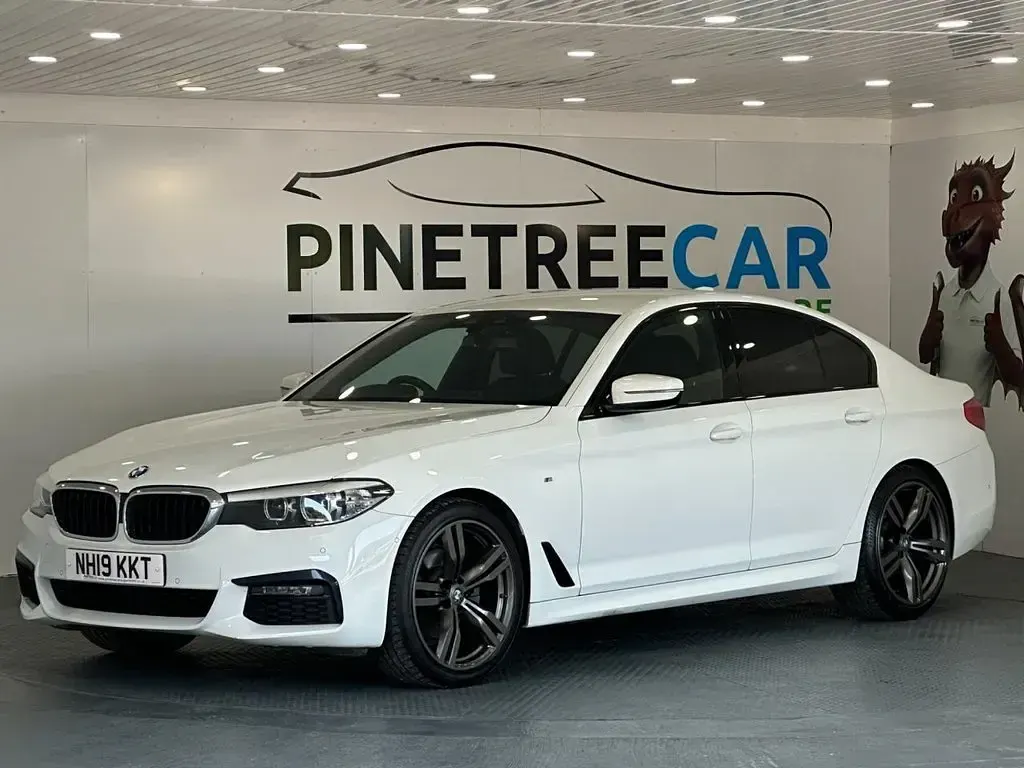 Used BMW 520 M Sport 190 HP (139 kW) 2019 White Sedan