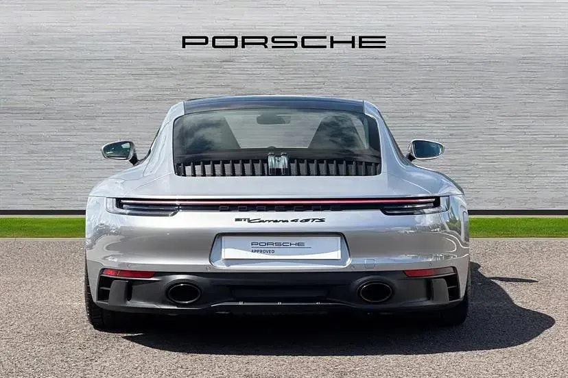 Begagnad Porsche 911 480 HK (353 kW) 2023 Silver Sportkupé