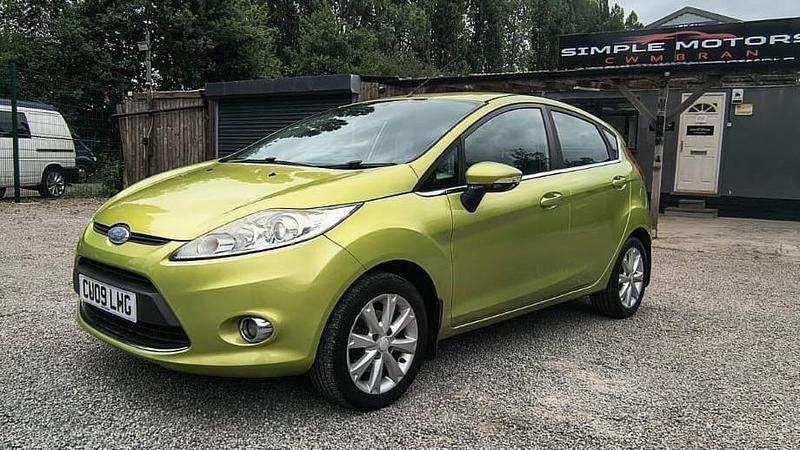 Green Used 2009 Ford Fiesta Zetec Hatchback | £1,495 (Super price) - Image 1/4