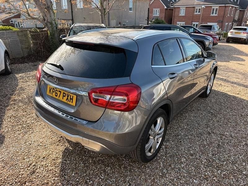 Used Mercedes GLA200 156 HP (114 kW) 2017 Grey SUV