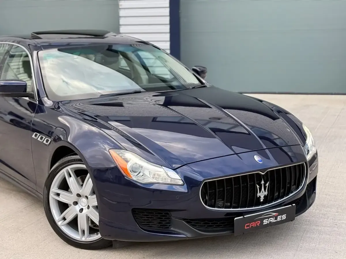 Used Maserati Quattroporte 404 HP (297 kW) 2013 Blue Sedan