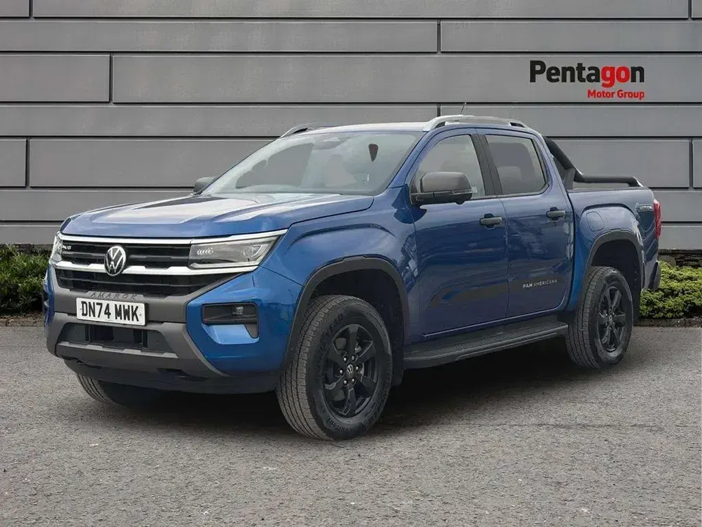 Begagnad VW Amarok PanAmericana 2024 Blå Pickup