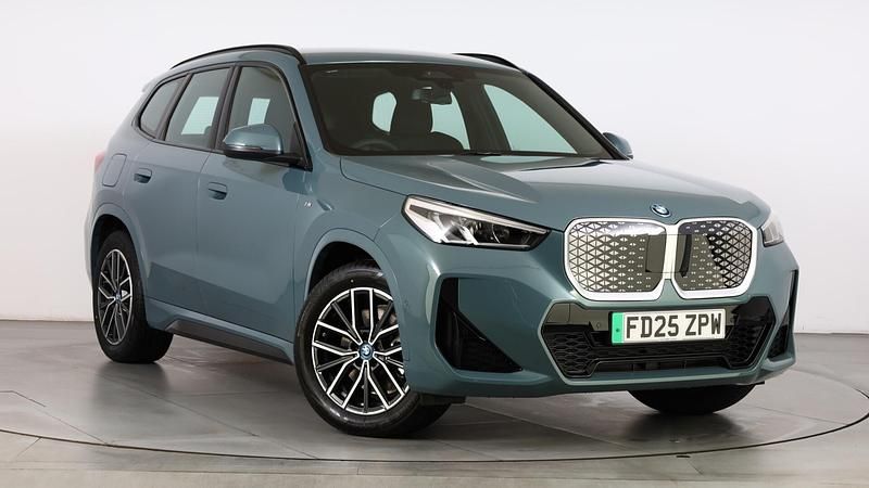 Green New 2025 BMW iX1 M Sport SUV | £37,000 (Fair price) - Image 1/4