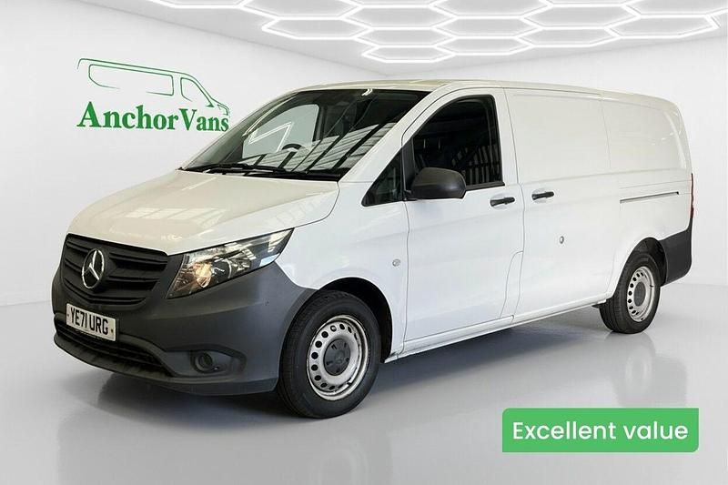 White Used 2021 Mercedes Vito Progressive MPV | £14,994 (Fair price) - Image 1/4