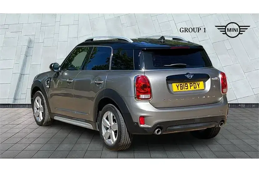 Usado Mini Cooper S Countryman Classic 192 HP (141 kW) 2019 Prateado SUV
