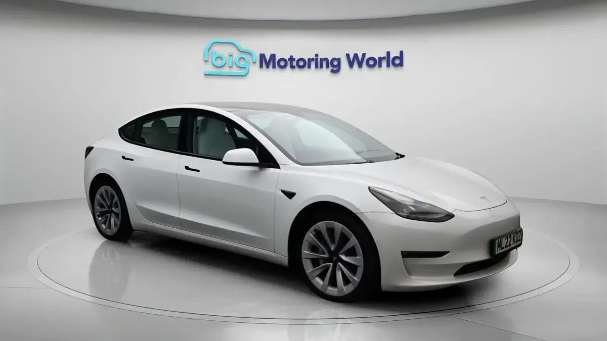 Used Tesla Model 3 Long Range AWD 366 kW (498 HP) 2022 Sedan