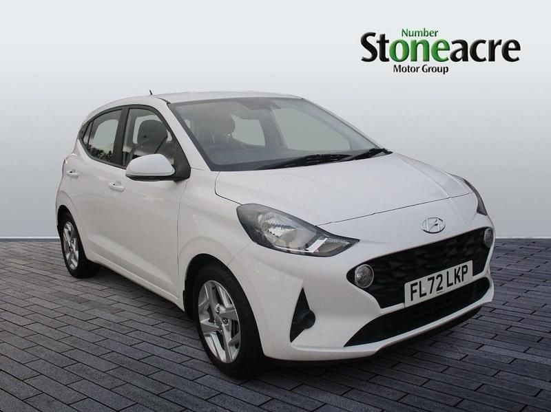 White Used 2022 Hyundai i10 SE Hatchback | £11,345 (Fair price) - Image 1/4