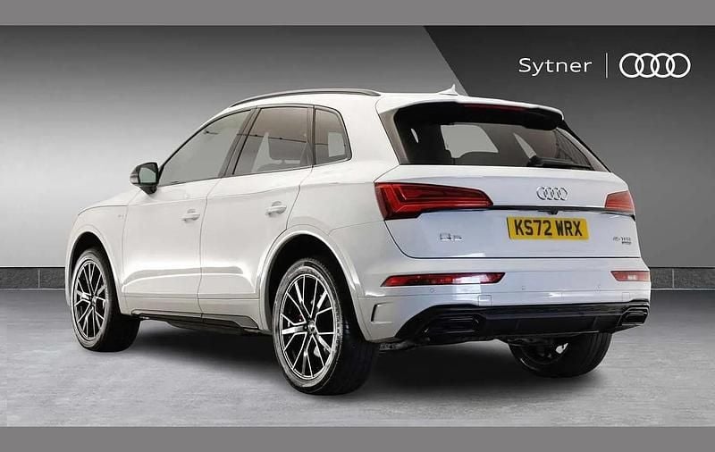 Used Audi Q5 Comfort 261 HP (191 kW) 2023 White SUV