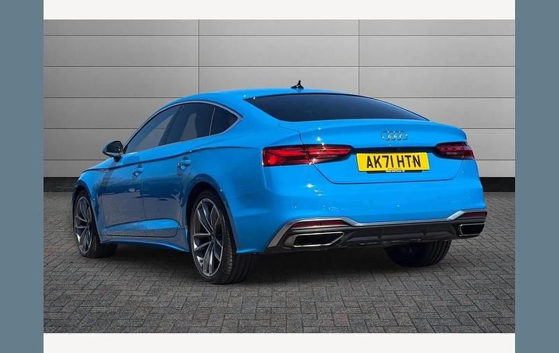 Used Audi A5 Sportback S-Line 204 HP (150 kW) 2021 Blue Hatchback