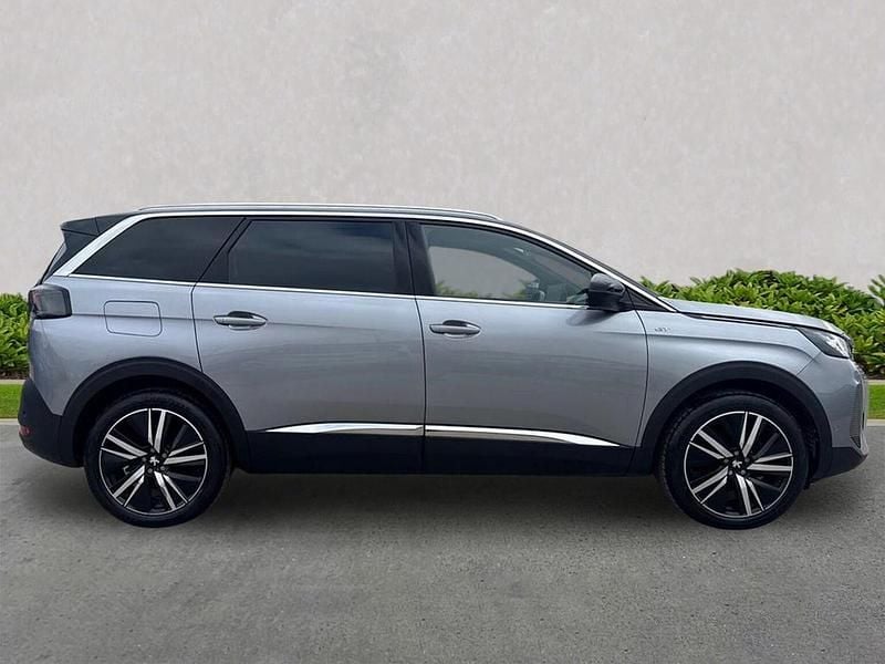 Used Peugeot 5008 Premium 130 HP (95 kW) 2022 Grey SUV