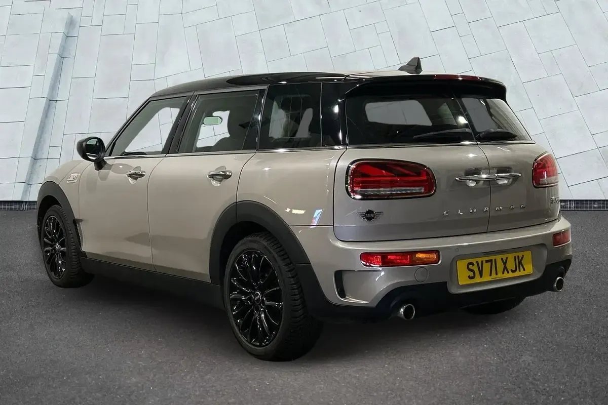 Used Mini Cooper S Clubman Classic 176 HP (129 kW) 2021 Grey Estate