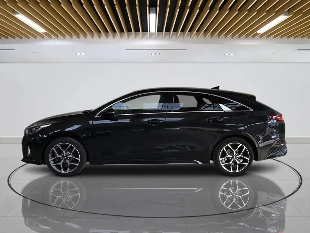 Used Kia ProCeed GT-Line 134 HP (98 kW) 2019 Black Estate