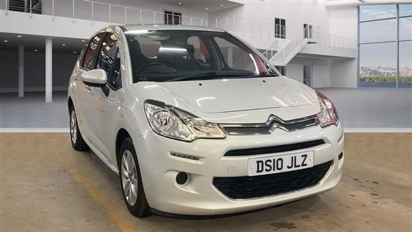 White Used 2015 Citroën C3 VTR Sport Hatchback | £3,000 (Super price) - Image 1/1