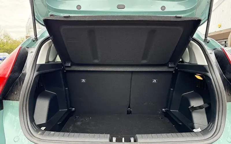 Used Hyundai Bayon Premium 101 HP (74 kW) 2025 Green SUV