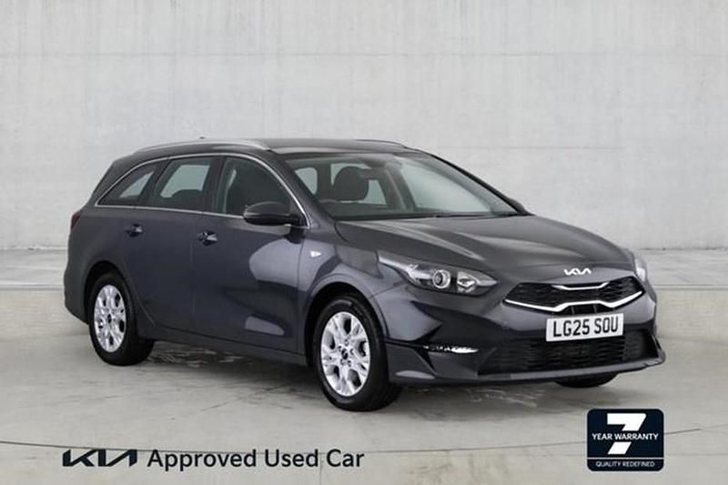 Used 2025 Kia Ceed Sportswagon Estate | £18,995 (A bit pricey) - Image 1/1