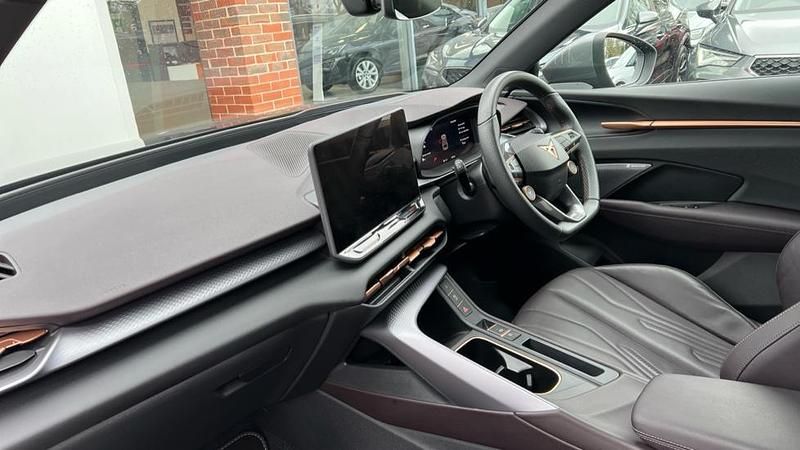 Used Cupra Terramar VZ 272 HP (200 kW) 2025 Plum/purple SUV