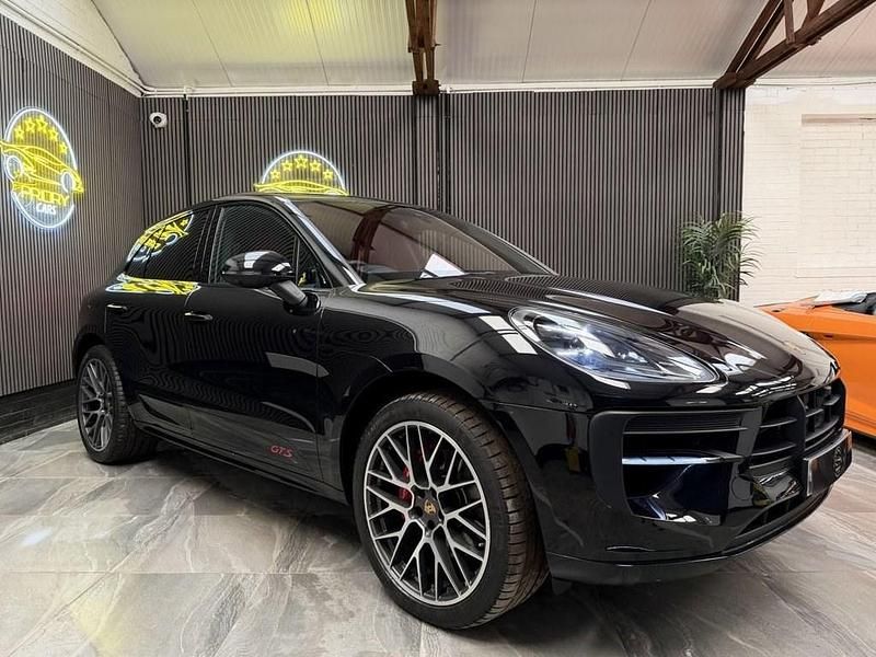 Used Porsche Macan 380 HP (279 kW) 2020 Black SUV