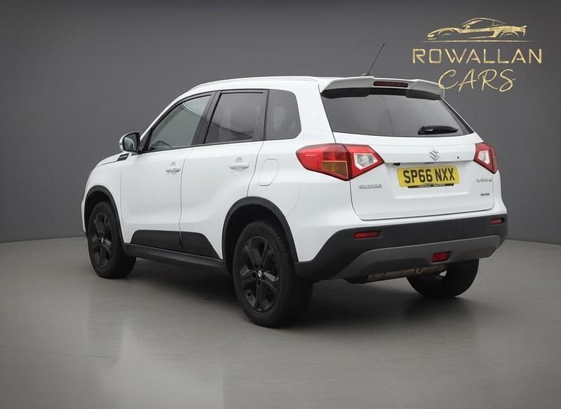 Used Suzuki Vitara 140 HP (102 kW) 2016 White SUV