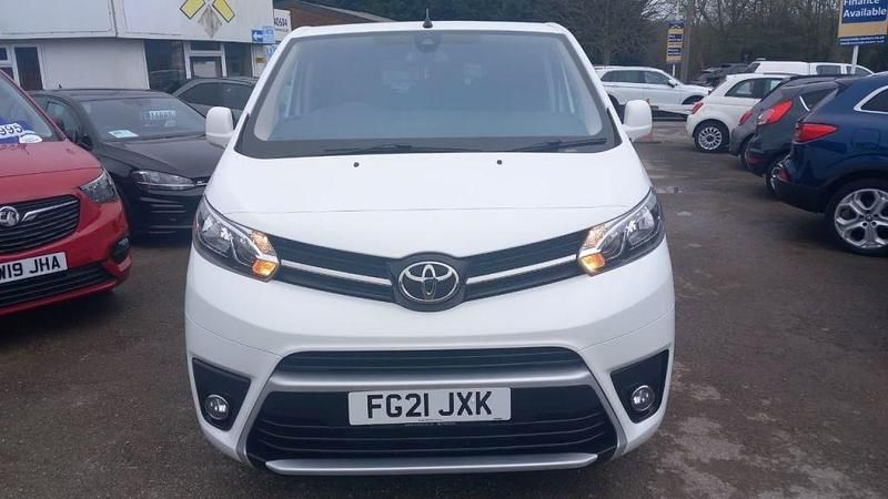 Used Toyota Proace Verso City 120 HP (88 kW) 2021 White Estate