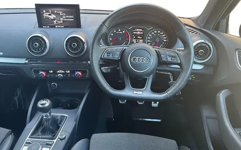 Used Audi A3 Sportback Black Edition 116 HP (85 kW) 2019 Blue Hatchback