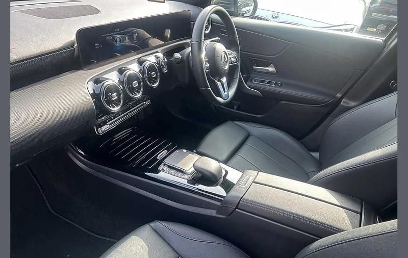 Used Mercedes A180 Executive 134 HP (98 kW) 2022 Grey Hatchback