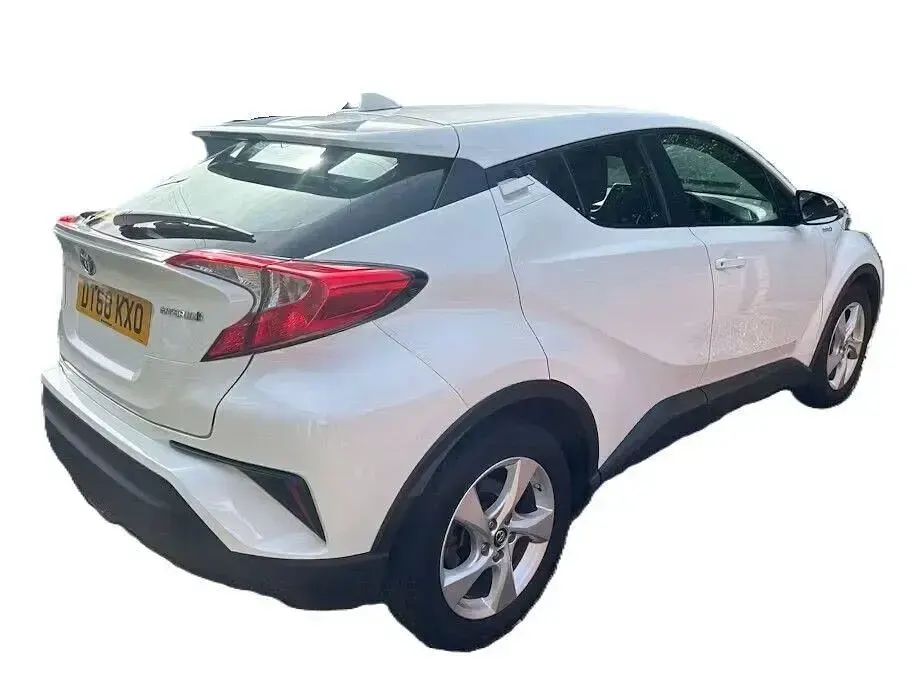 Used Toyota C-HR 122 HP (89 kW) 2019 White SUV
