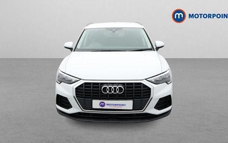 Begagnad Audi Q3 150 HK (110 kW) 2022 Vit SUV