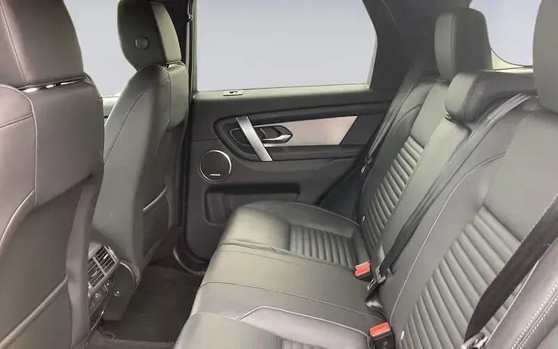 Used Land Rover Discovery Sport SE Dynamic 204 HP (150 kW) 2024 Black SUV