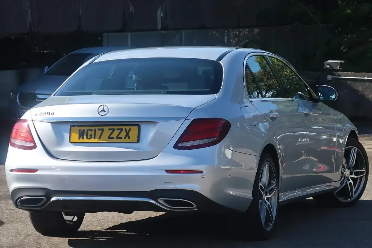 Used Mercedes E220 AMG line 2017 Silver Sedan