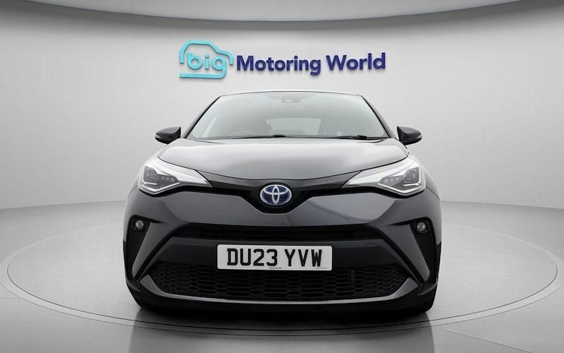 Used Toyota C-HR 122 HP (89 kW) 2023 SUV
