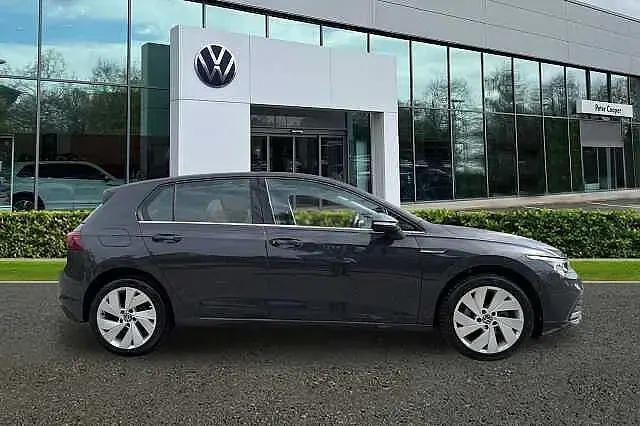 Used VW Golf VIII Style 130 HP (95 kW) 2024 Grey Hatchback
