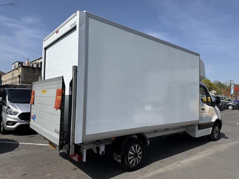 Begagnad Mercedes Sprinter Progressive 2022 Vit Van