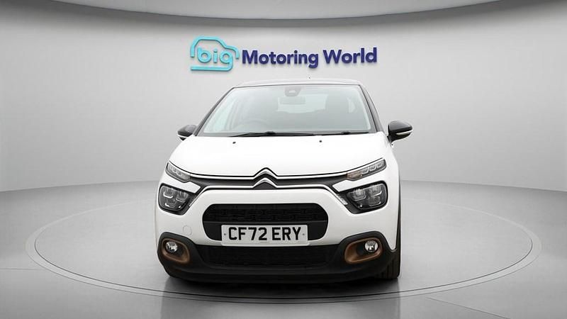 Used Citroën C3 PureTech 83 HP (61 kW) 2023 White Hatchback