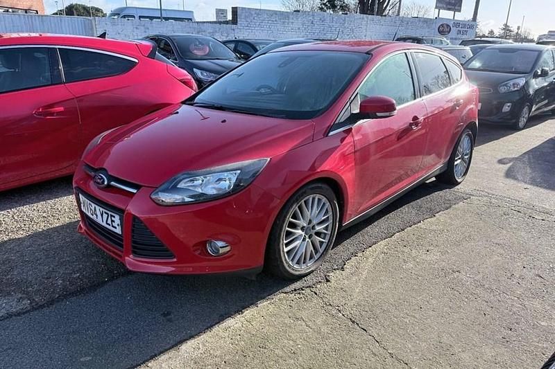 Used Ford Focus Zetec 2014 Red Hatchback