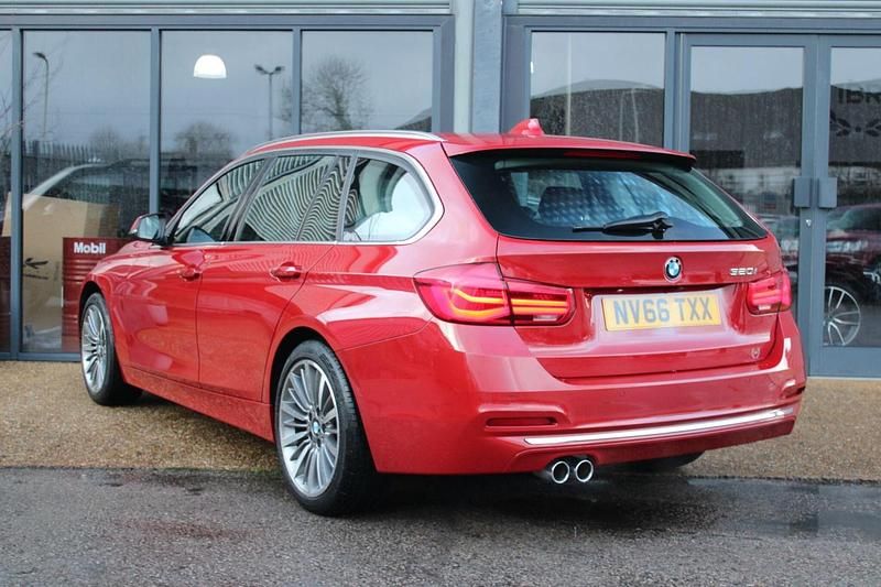 Used BMW 320 Luxury Line 2017 Red Estate