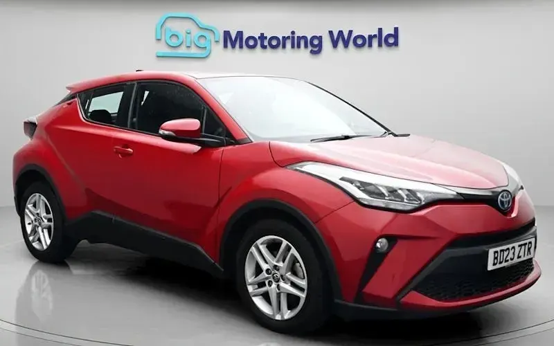 Used Toyota C-HR 122 HP (89 kW) 2023 SUV