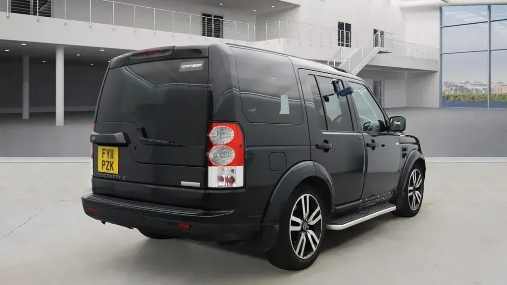 Used Land Rover Discovery 4 Landmark 2011 Black SUV