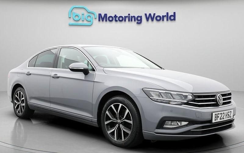 Used VW Passat SEL 150 HP (110 kW) 2021 Grey Sedan