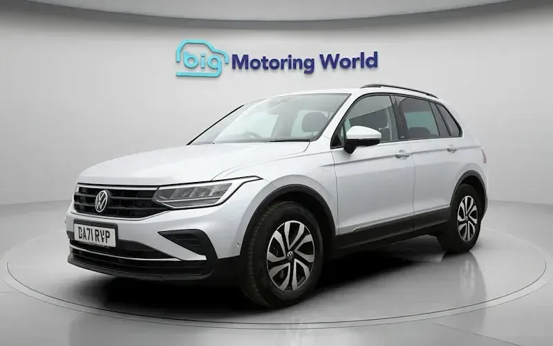 Used VW Tiguan Active 150 HP (110 kW) 2021 Silver SUV