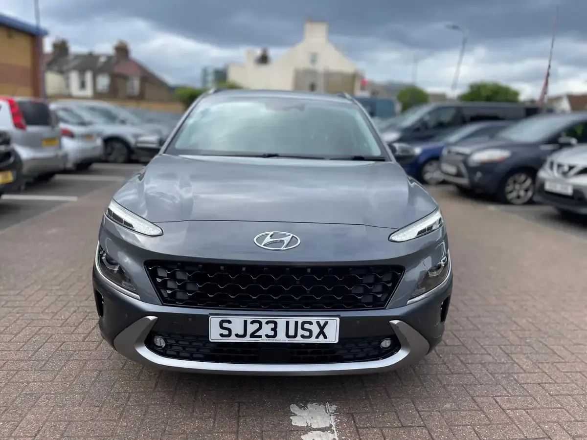 Used Hyundai Kona Premium 141 HP (103 kW) 2023 Grey SUV