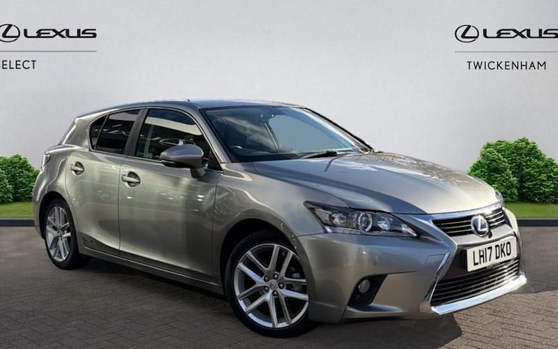 Used Lexus CT200h 136 HP (100 kW) 2017 Hatchback