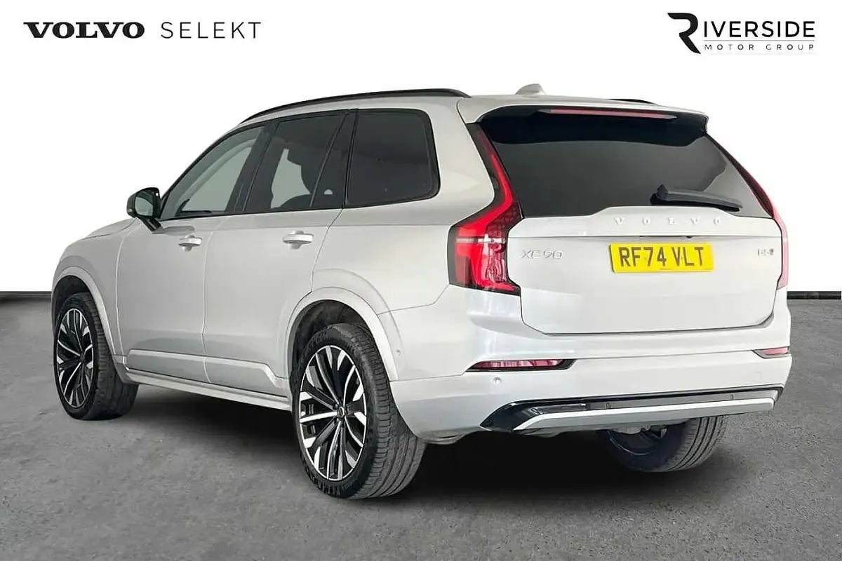 Used Volvo XC90 Ultra 455 HP (334 kW) 2025 Silver dawn SUV