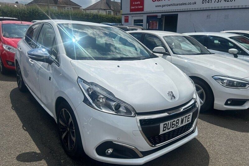 White Used 2018 Peugeot 208 S Hatchback | £7,495 (Fair price) - Image 1/1