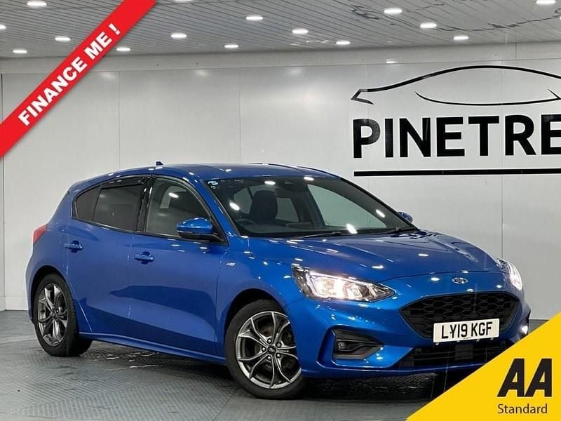 Used Ford Focus ST-Line 125 HP (91 kW) 2019 Blue Hatchback